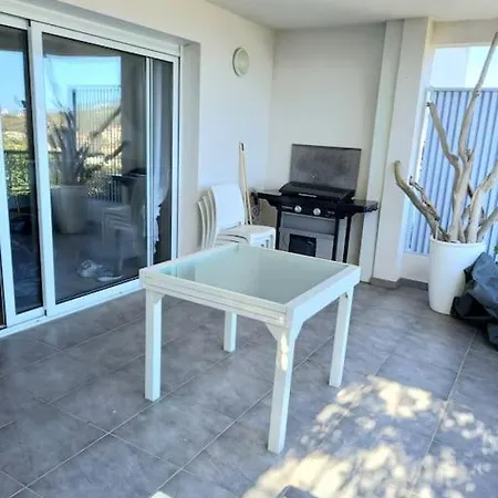 De Standing T2 L'île Rousse Vue Résidence Paolina