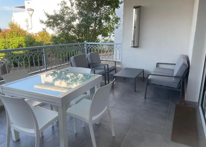 De Standing T2 Rousse Vue Paolina Apartment LʼÎle-Rousse